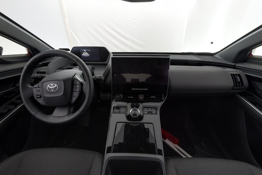 Toyota bZ4X vaihtoauto