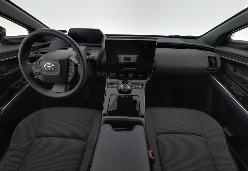 Toyota bZ4X vaihtoauto