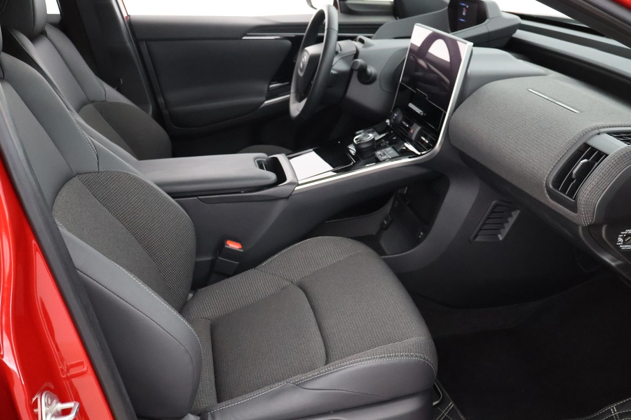 Toyota bZ4X vaihtoauto