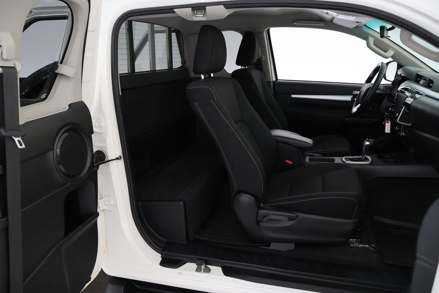 Toyota Hilux vaihtoauto