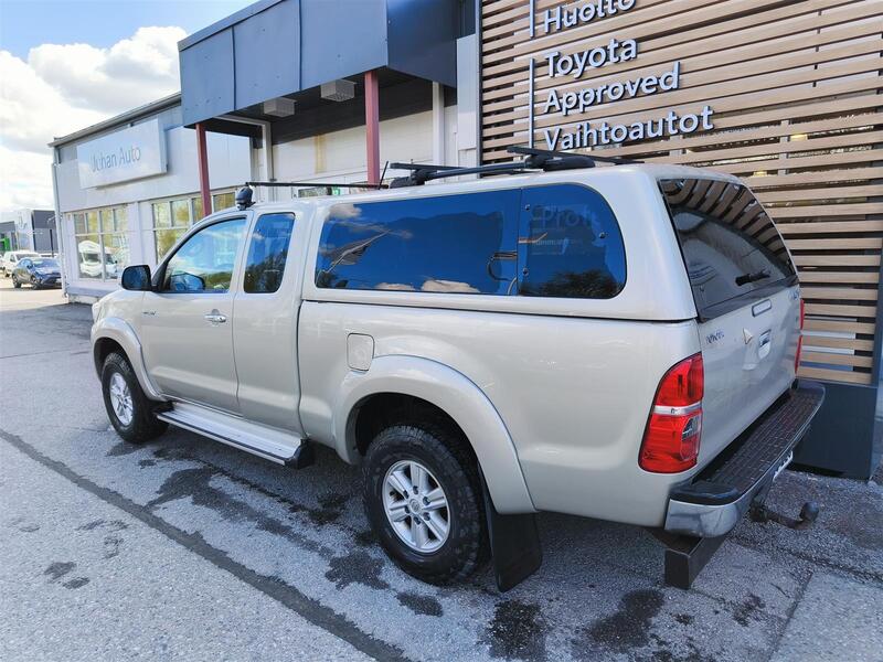 Toyota Hilux vaihtoauto