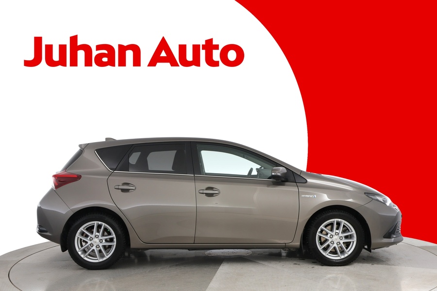 Toyota Auris vaihtoauto