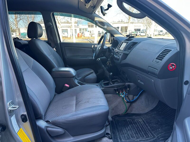 Toyota Hilux vaihtoauto