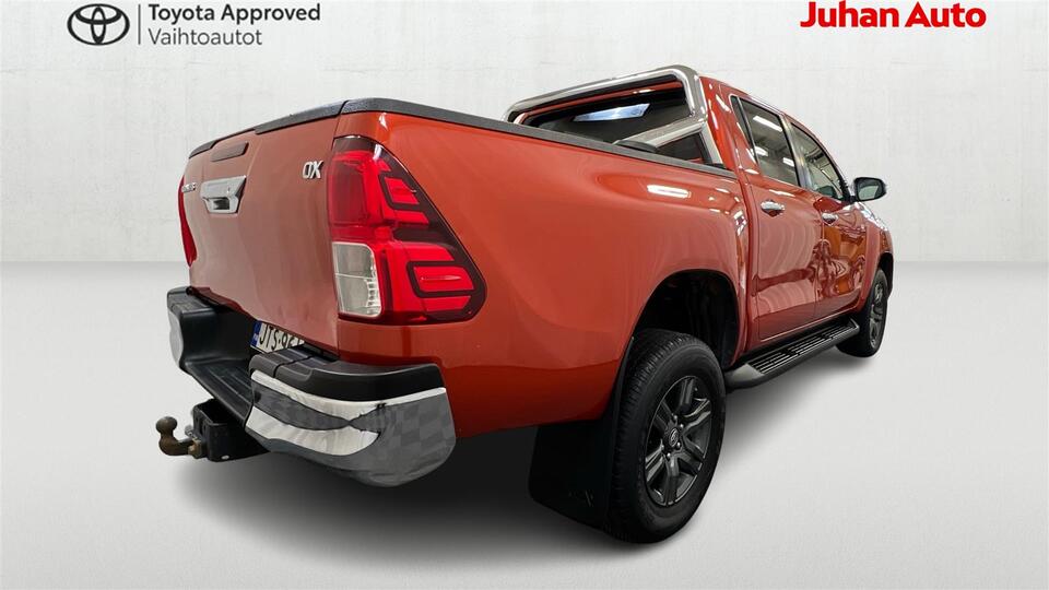 Toyota Hilux vaihtoauto