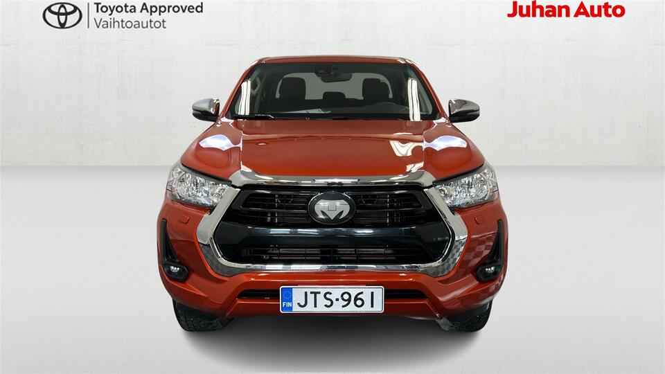 Toyota Hilux vaihtoauto