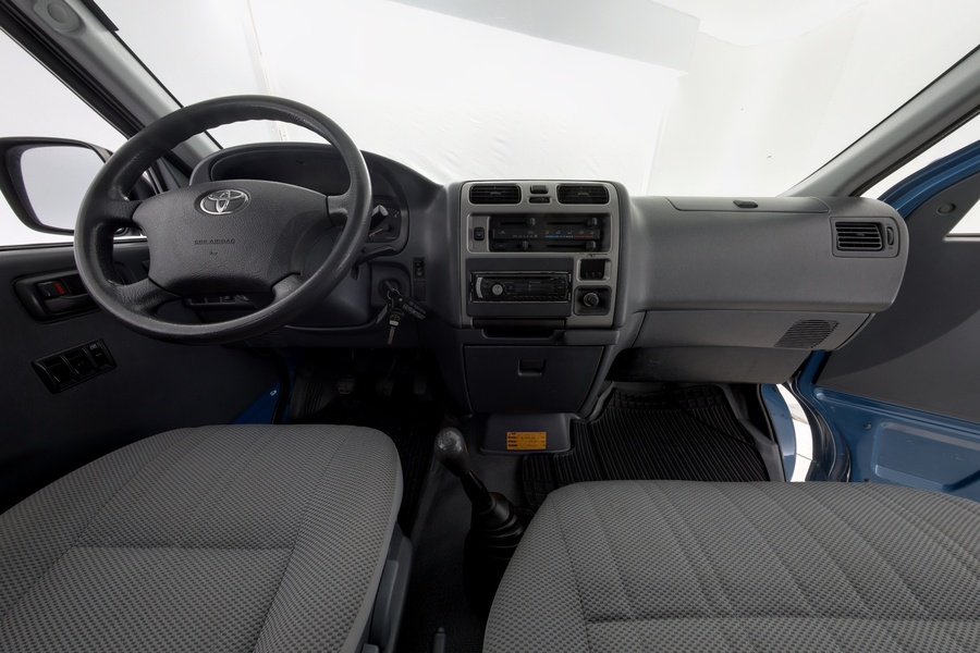 Toyota Hiace vaihtoauto