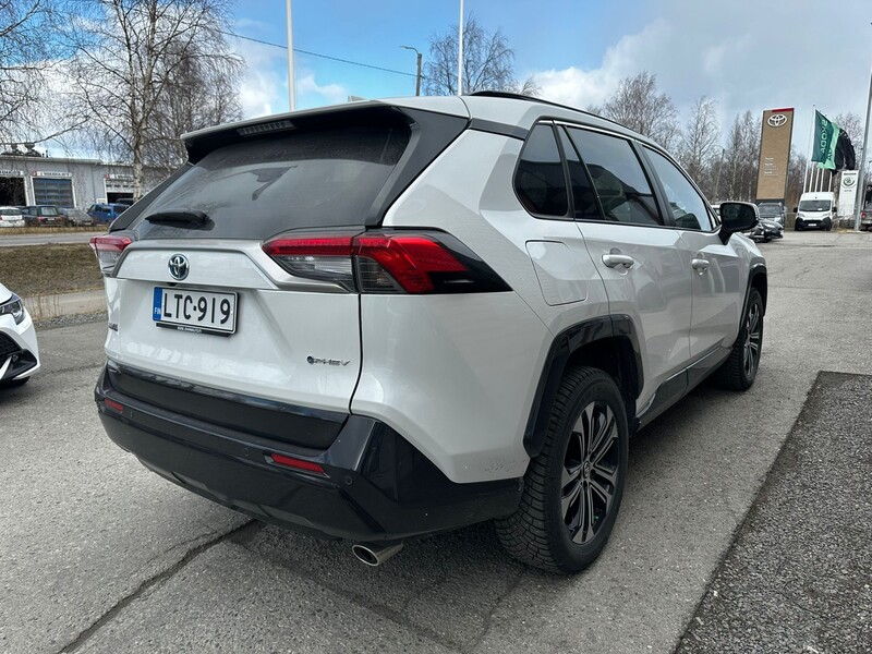 Toyota RAV4 vaihtoauto