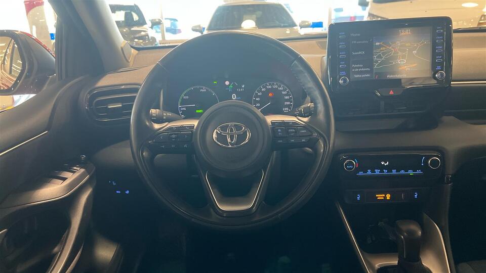 Toyota Yaris vaihtoauto
