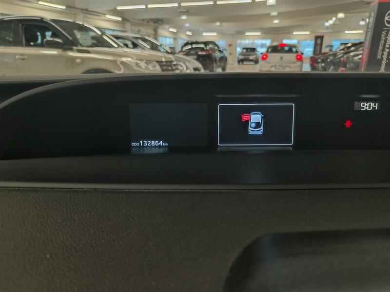 Toyota Prius Plug-in vaihtoauto