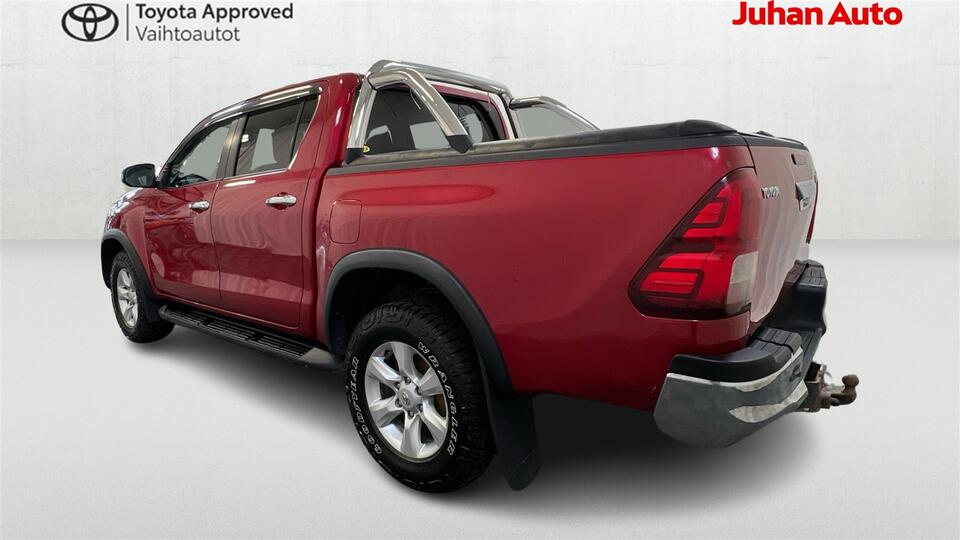 Toyota Hilux vaihtoauto