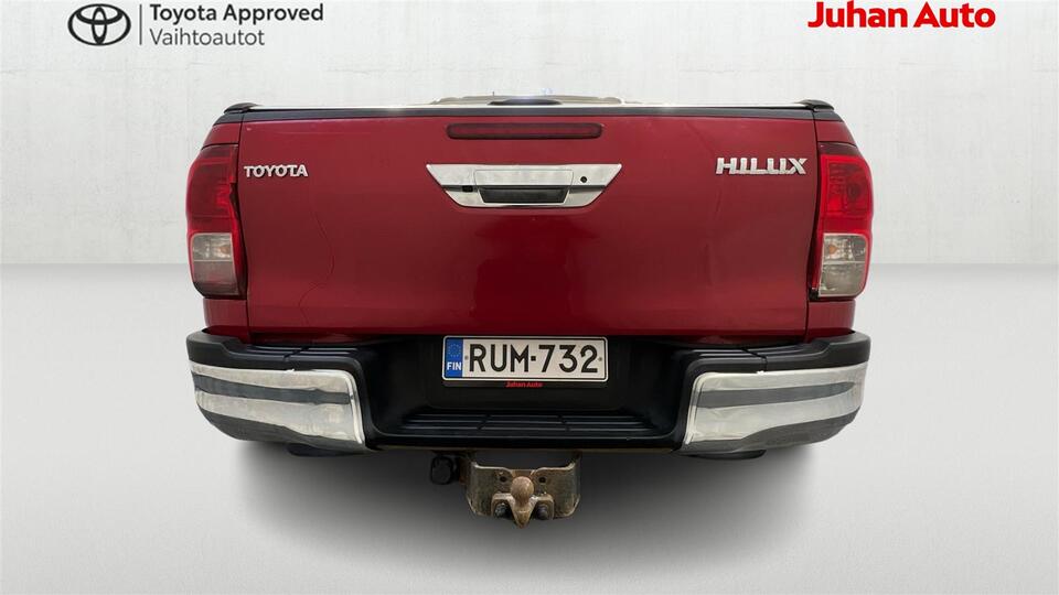 Toyota Hilux vaihtoauto