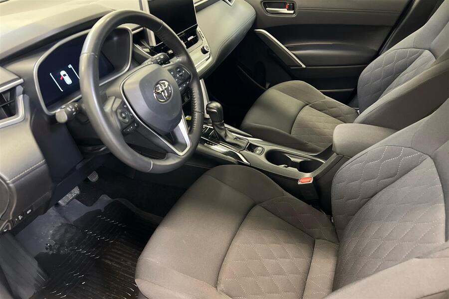 Toyota Corolla Cross vaihtoauto