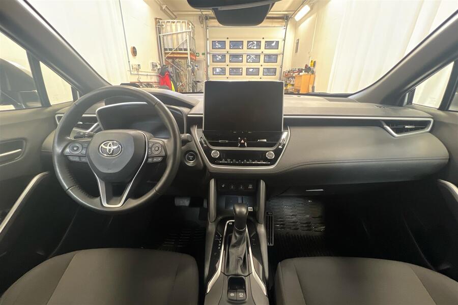 Toyota Corolla Cross vaihtoauto