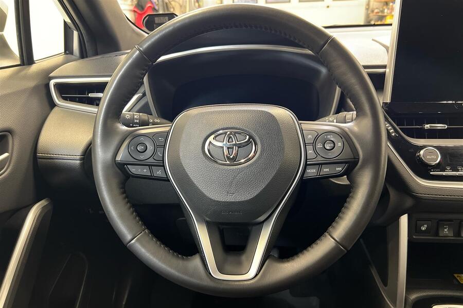 Toyota Corolla Cross vaihtoauto