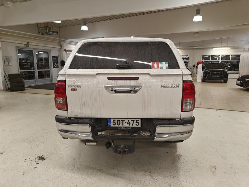 Toyota Hilux vaihtoauto