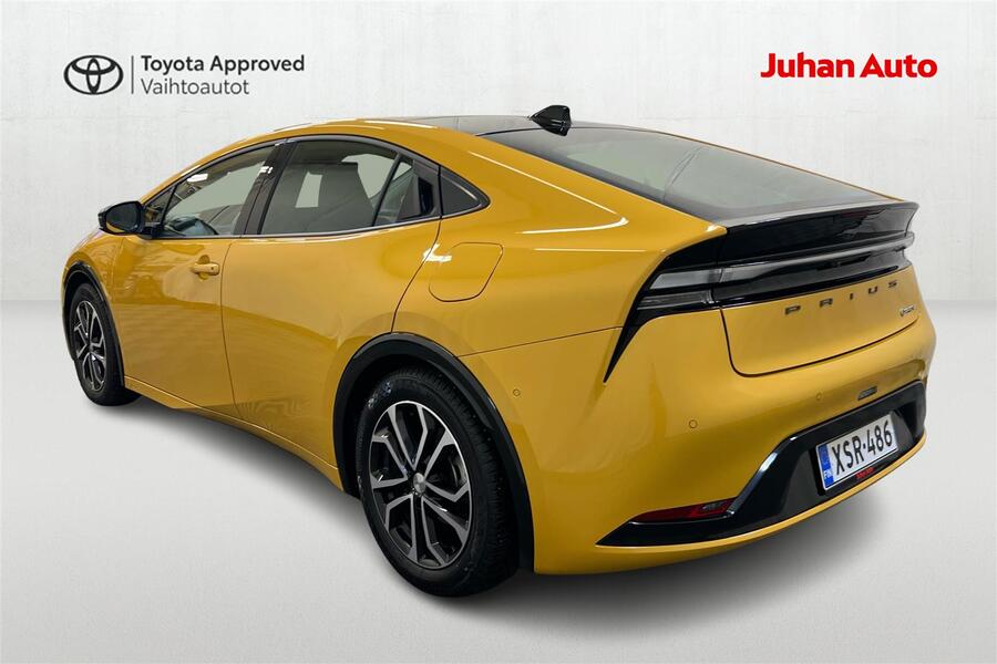 Toyota Prius Plug-in vaihtoauto