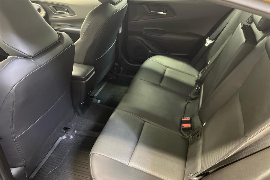 Toyota Prius Plug-in vaihtoauto