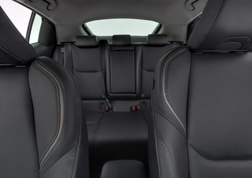 Toyota Prius Plug-in vaihtoauto