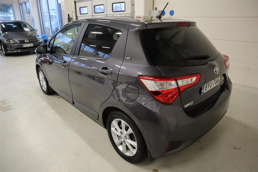 Toyota Yaris vaihtoauto