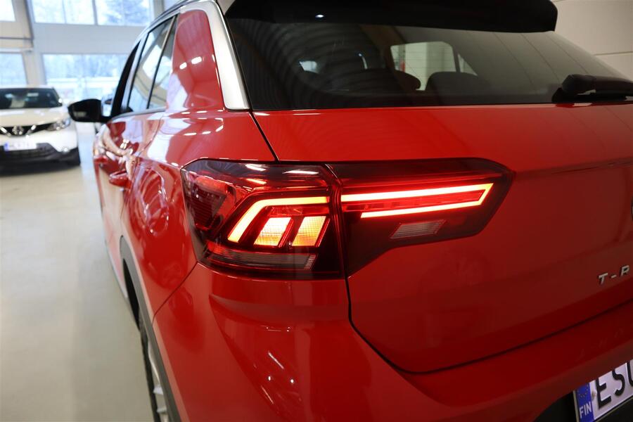 Volkswagen T-Roc vaihtoauto