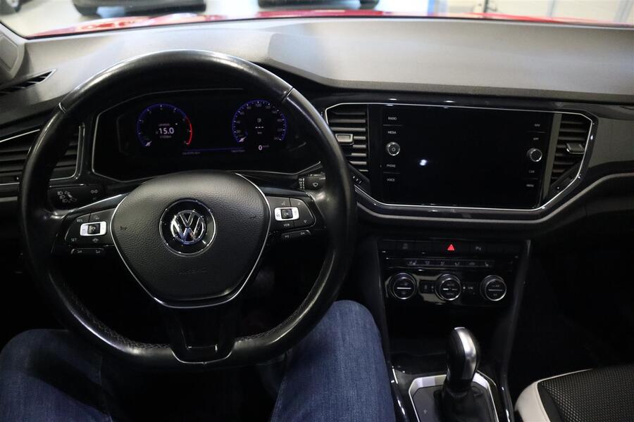 Volkswagen T-Roc vaihtoauto