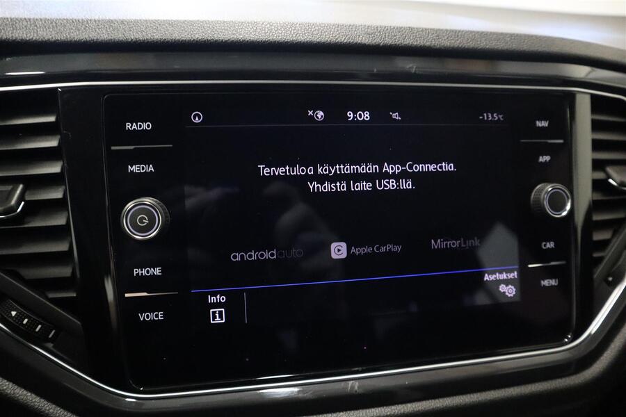 Volkswagen T-Roc vaihtoauto