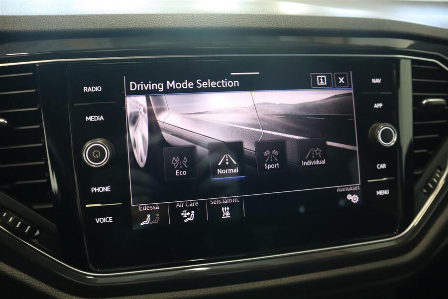 Volkswagen T-Roc vaihtoauto