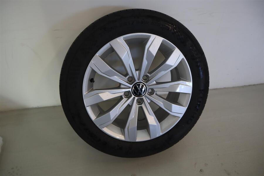 Volkswagen T-Roc vaihtoauto