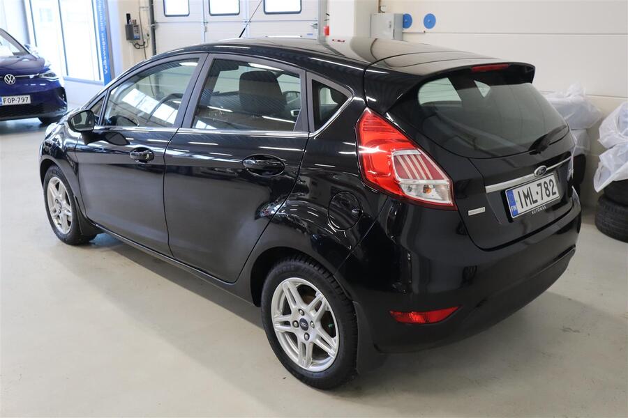 Ford Fiesta vaihtoauto