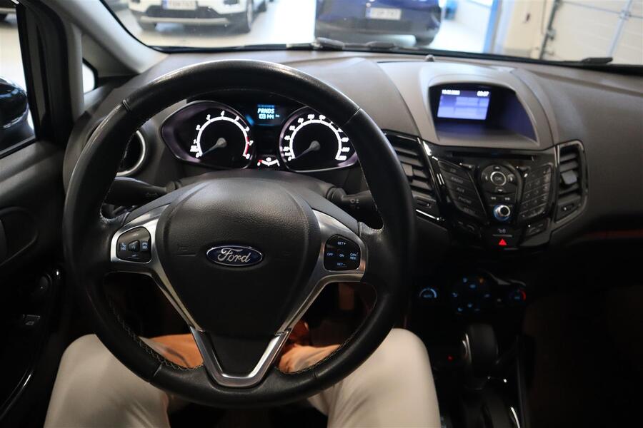 Ford Fiesta vaihtoauto