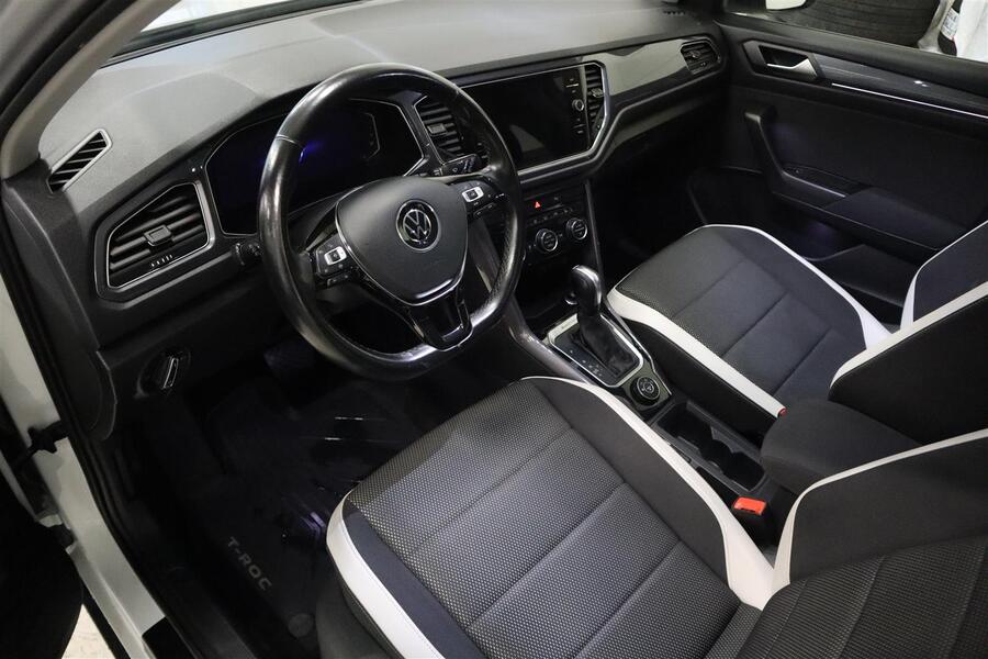 Volkswagen T-Roc vaihtoauto