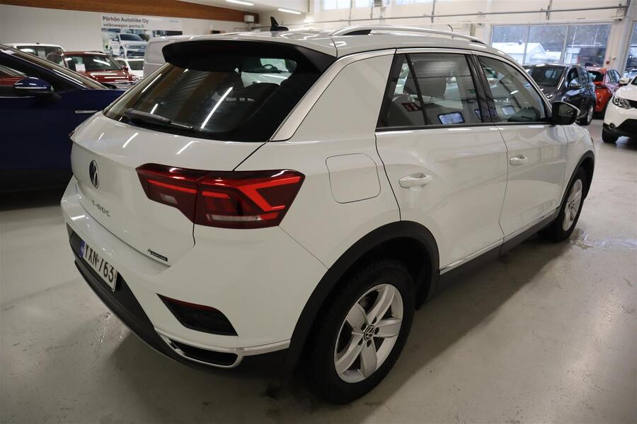 Volkswagen T-Roc vaihtoauto