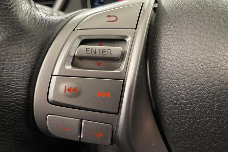 Nissan X-Trail vaihtoauto