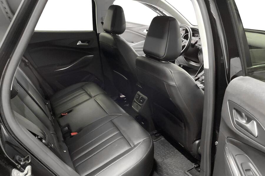 Opel Grandland X vaihtoauto