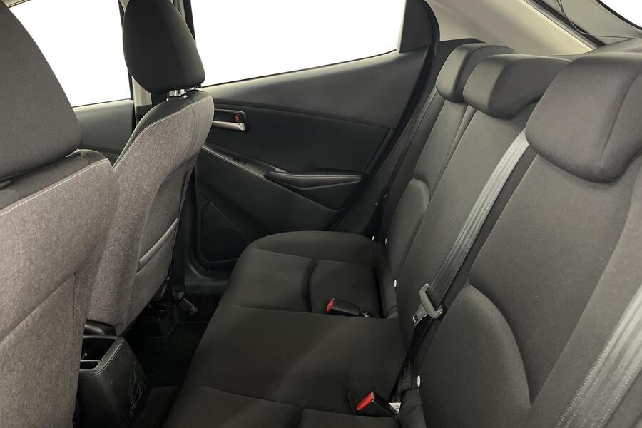 Mazda Mazda2 Hybrid vaihtoauto