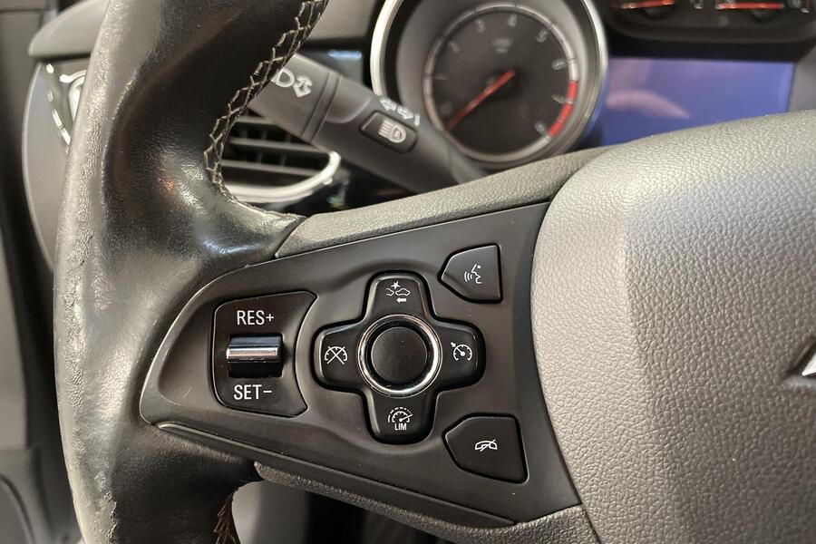 Opel Astra vaihtoauto