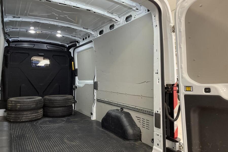 Ford Transit vaihtoauto