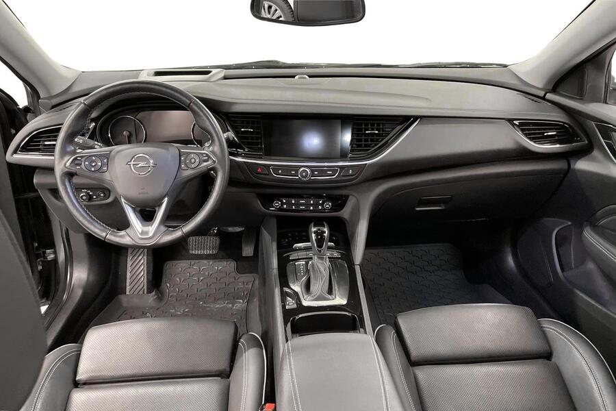 Opel Insignia vaihtoauto