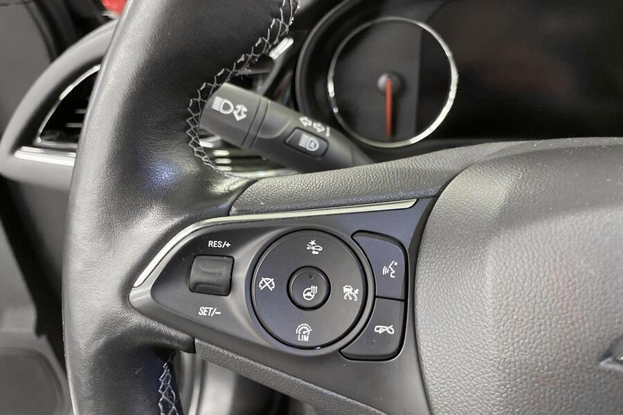 Opel Insignia vaihtoauto