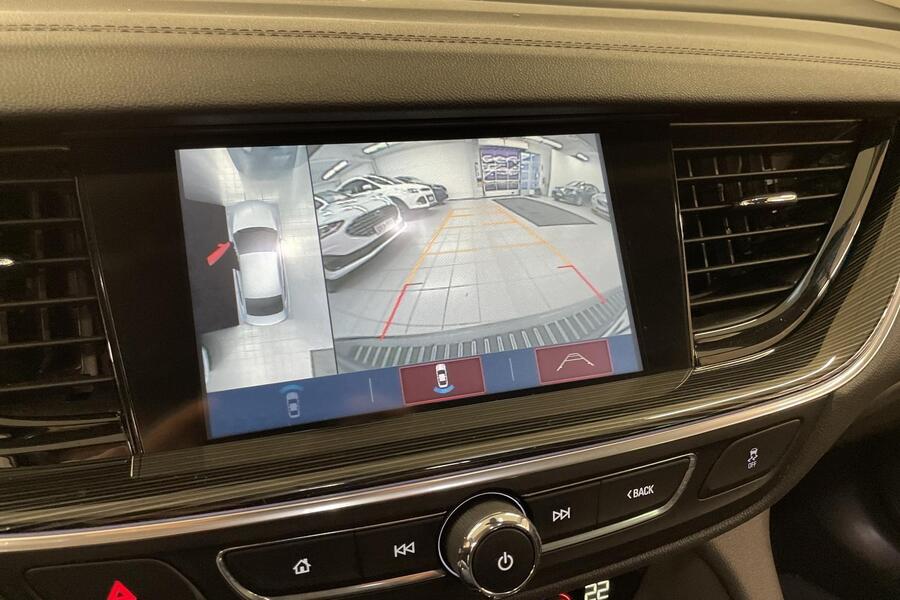 Opel Insignia vaihtoauto