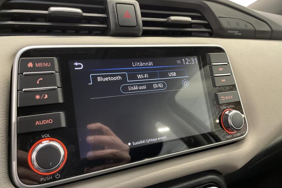 Nissan Micra vaihtoauto