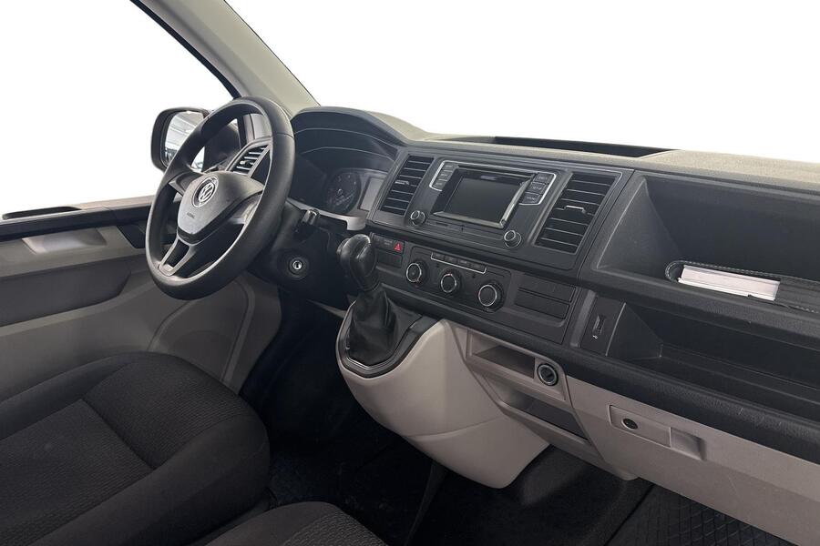 Volkswagen Caravelle vaihtoauto