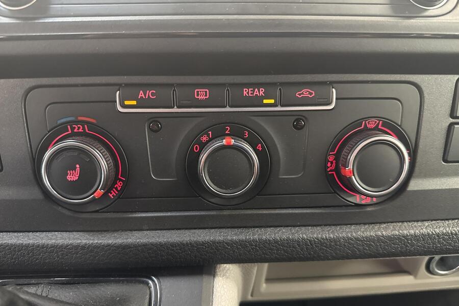 Volkswagen Caravelle vaihtoauto