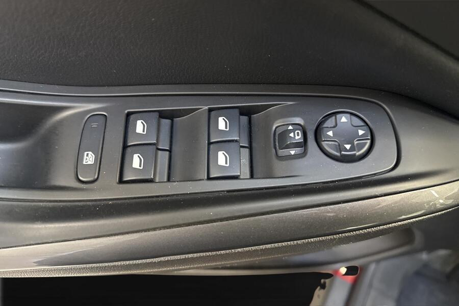 Opel Grandland X vaihtoauto