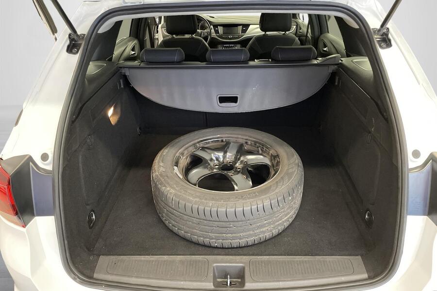 Opel Astra vaihtoauto