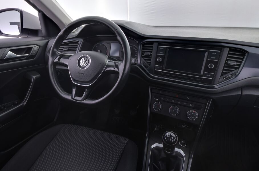 Volkswagen T-Roc vaihtoauto