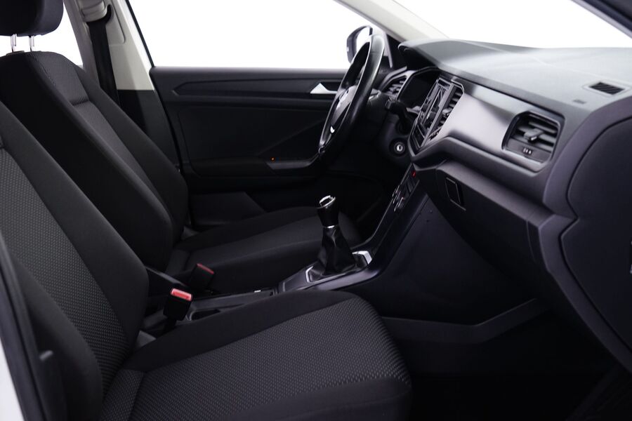 Volkswagen T-Roc vaihtoauto