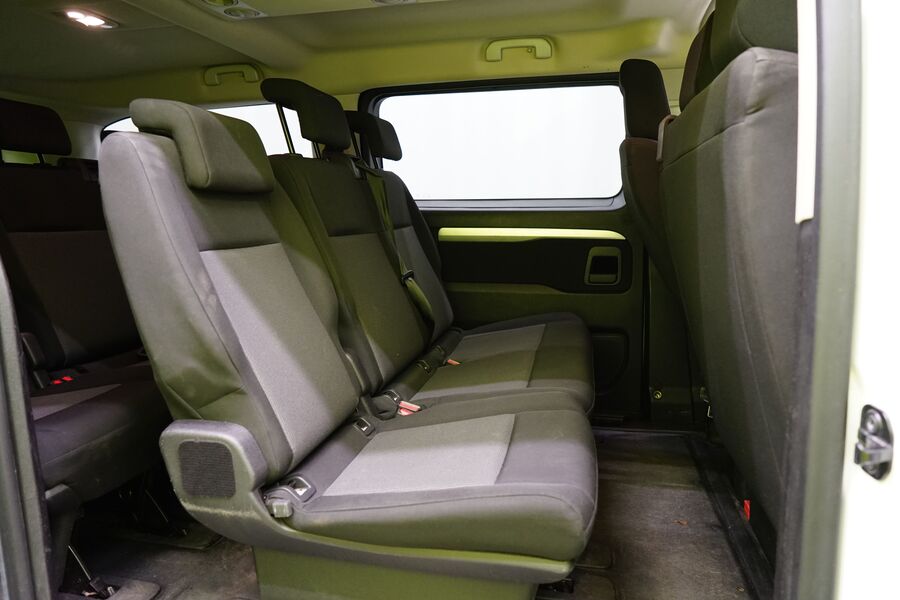 Peugeot Traveller vaihtoauto