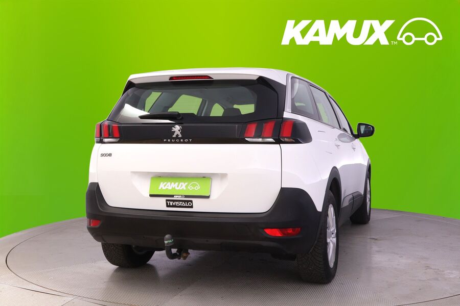 Peugeot 5008 vaihtoauto