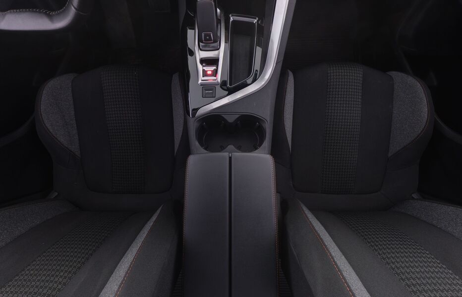 Peugeot 5008 vaihtoauto